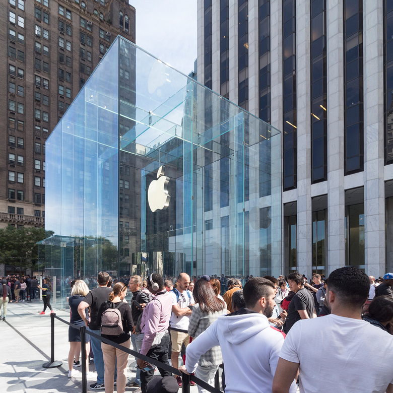 The Newly Reopened NYC Apple Flagship - New York Apple Store Photos