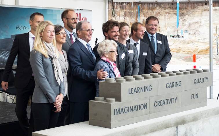 fattige Overvind Bageri BIG's LEGO House Breaks Ground -