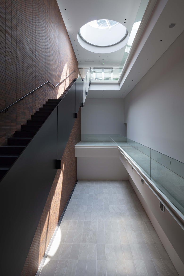 京都造形芸術大学 望天館 岸和郎 + ケイ・アソシエイツ