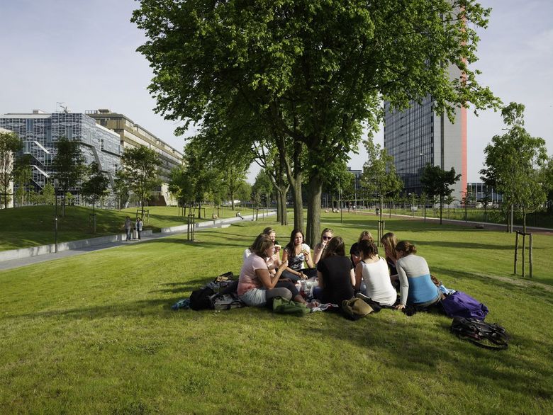 Mekel Park - Campus Delft University of Technology Mecanoo