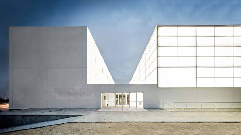 ALBERTO CAMPO BAEZA Idea, Light and Gravity アルベルト