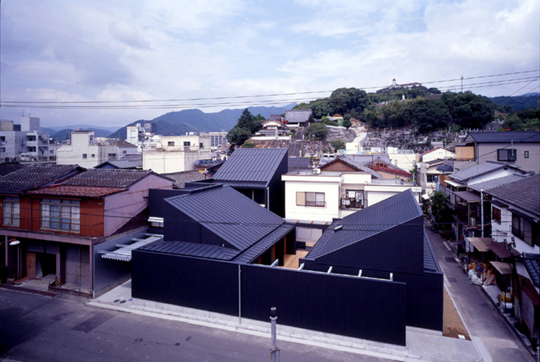 HU-TONG HOUSE 岸和郎 + ケイ・アソシエイツ