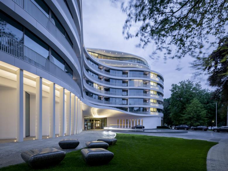The Fontenay Lindner Group