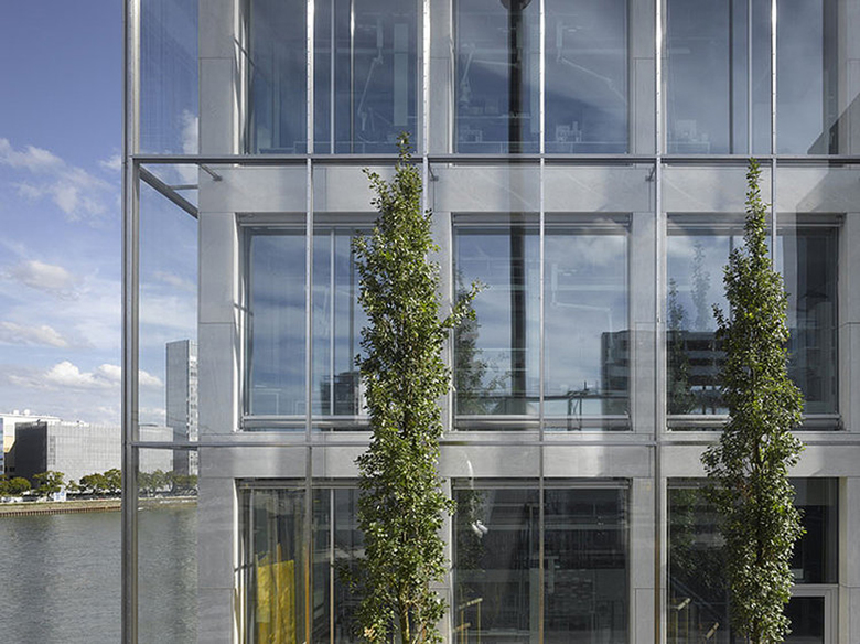 Siza Building HÜBSCHERGESTALTET